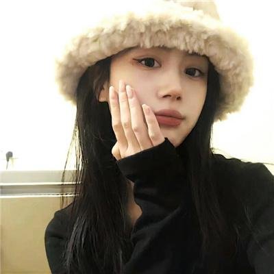 红色背篓